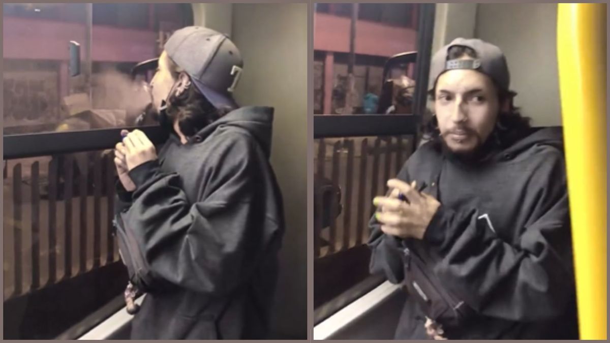 Polémica por video de joven fumando en bus de TransMilenio.