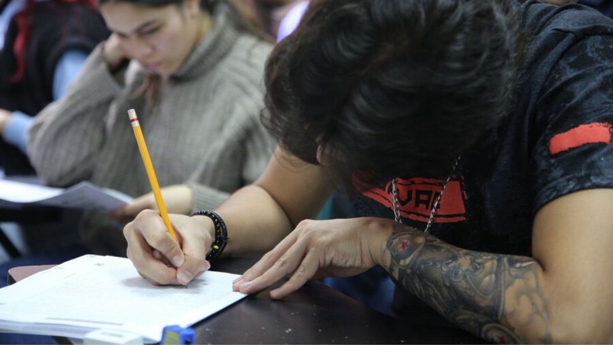 Los estudiantes deberán cumplir con el horario para evitar cancelación de pruebas.