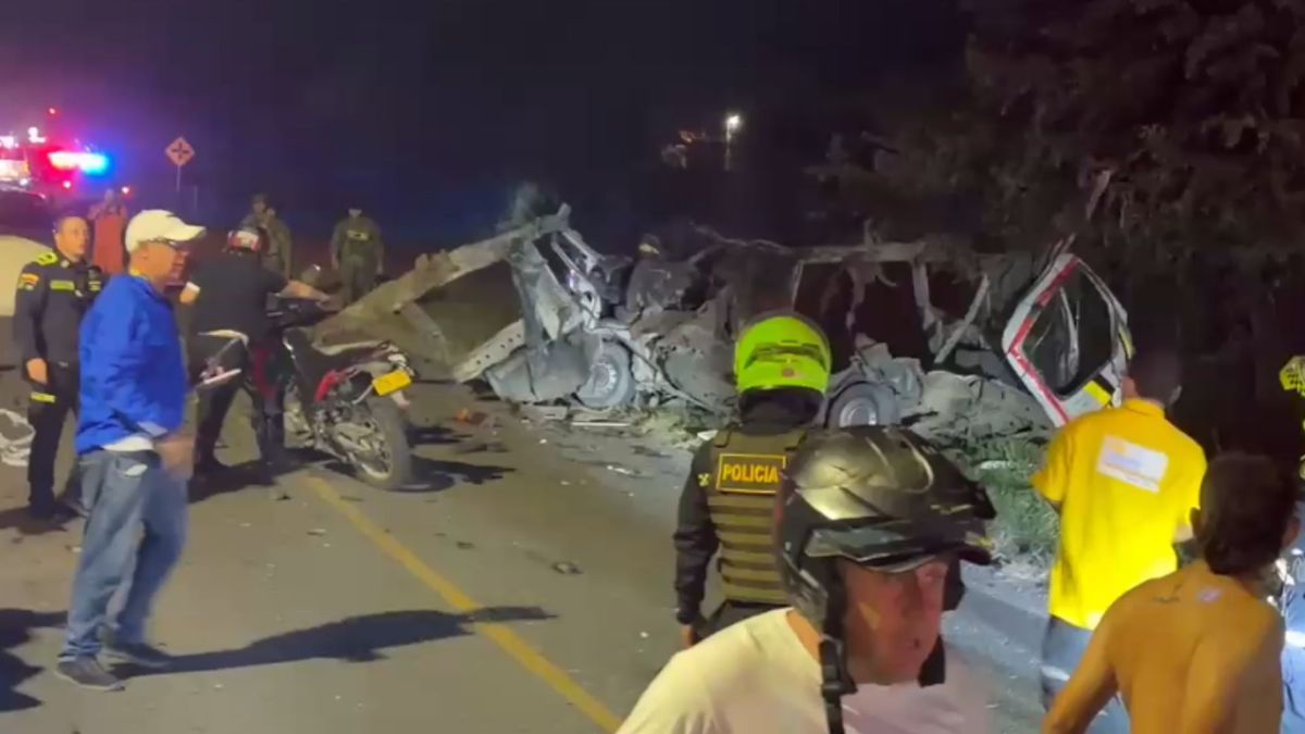 Atentado en Batallón militar de Palmira.