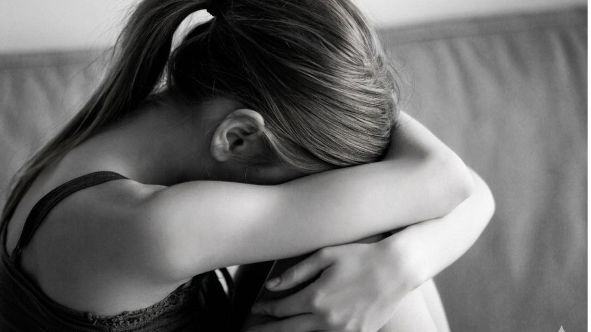 Referencia abuso de menores.