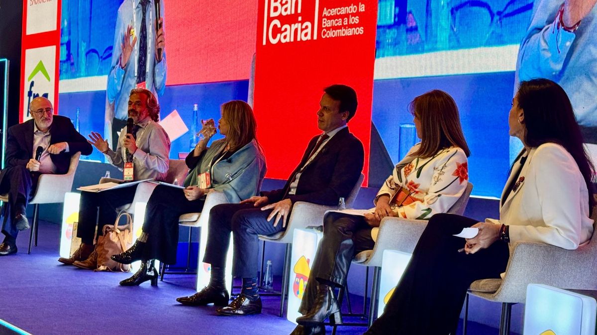 Fórmulas vicepresidenciales alertan caída del sector vivienda y proponen reactivarlo con subsidios, crédito y articulación institucional