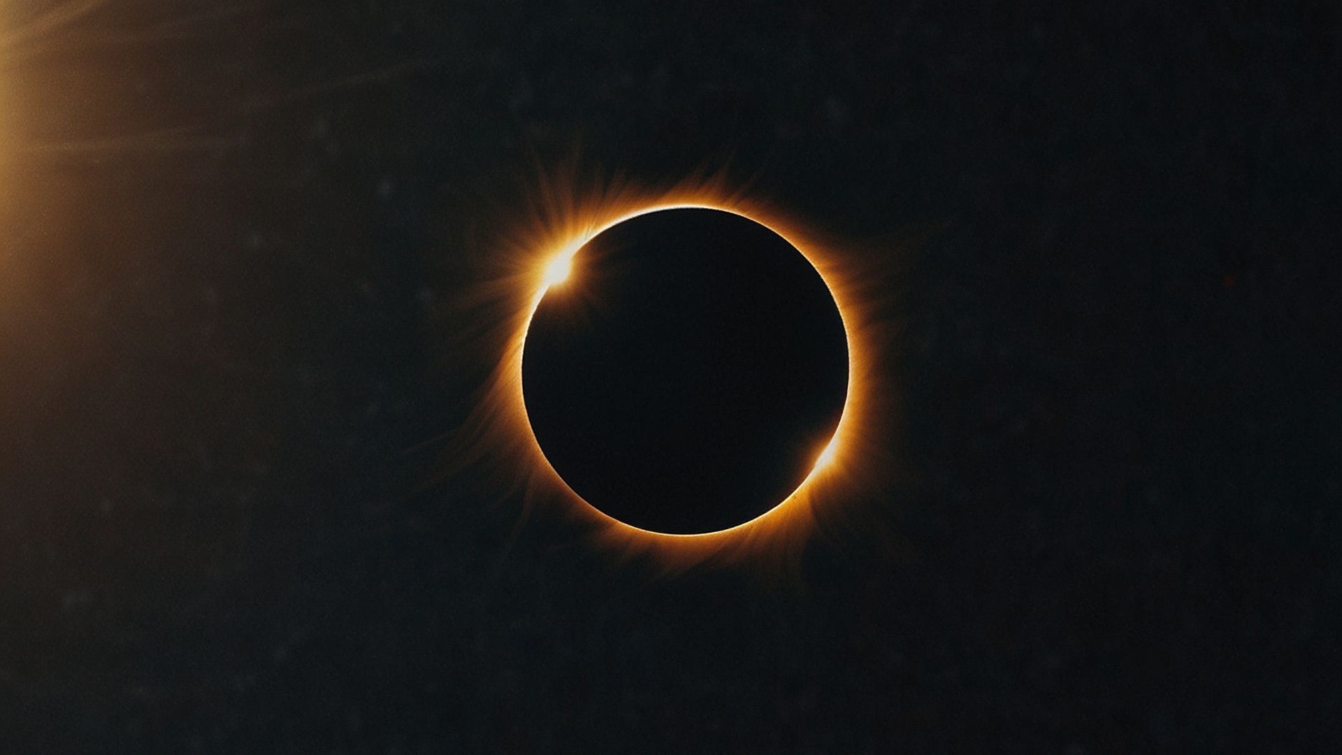 El eclipse solar será analizado por su recorrido sobre el Océano Pacífico.