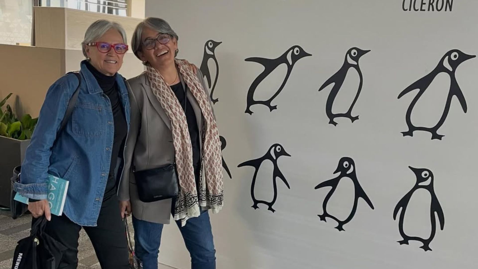 Las periodistas se refirieron a la realidad política del país.