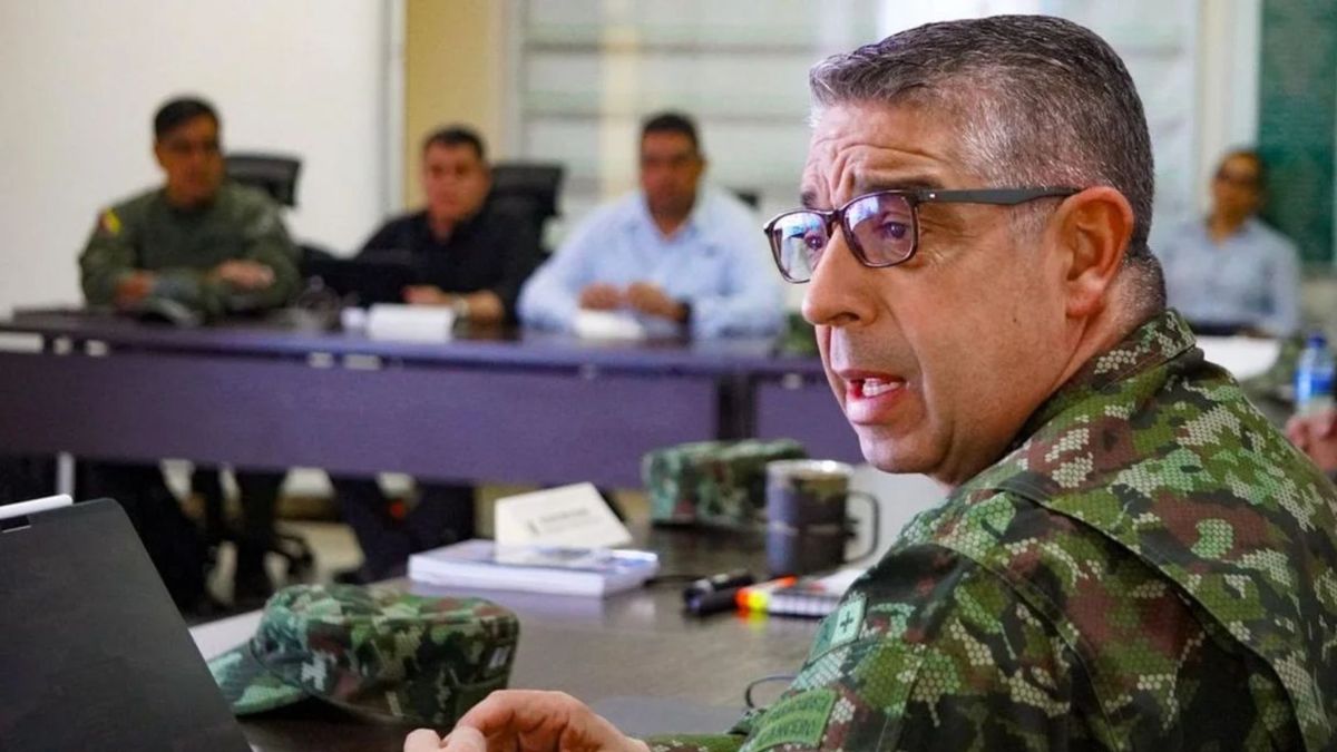 Comandante de las Fuerzas Militares, general Hugo Alejandro López Barreto.