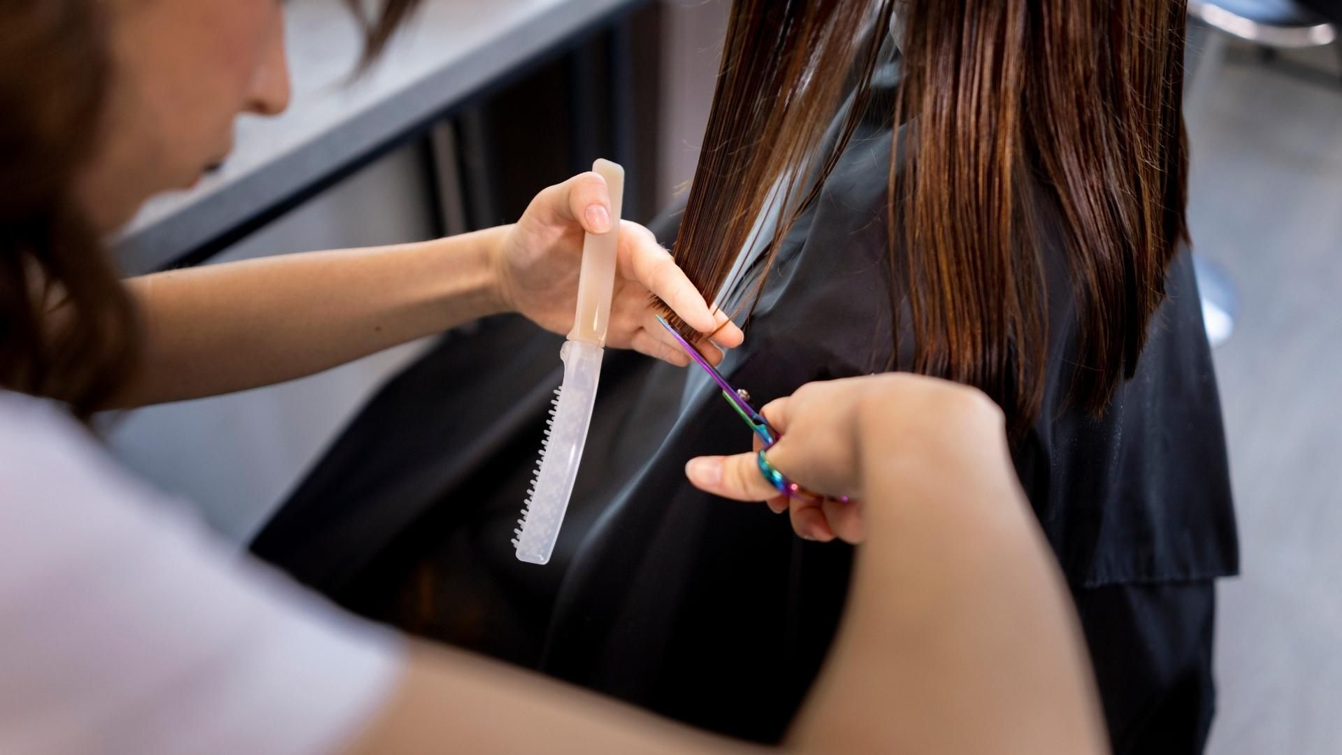 Según el calendario lunar mayo 2026, la luna llena y el cuarto creciente concentran los cortes de cabello.