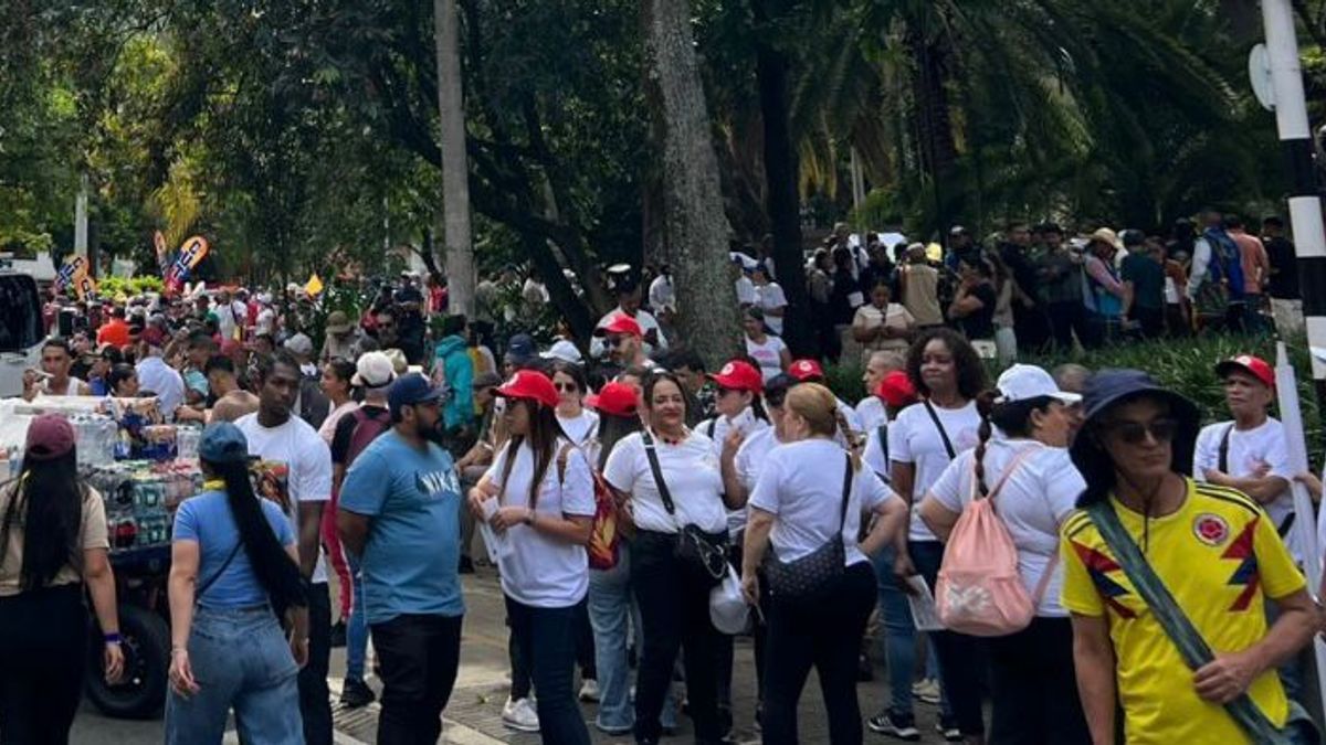 Marcha en Medellín por el día internacional del trabajo