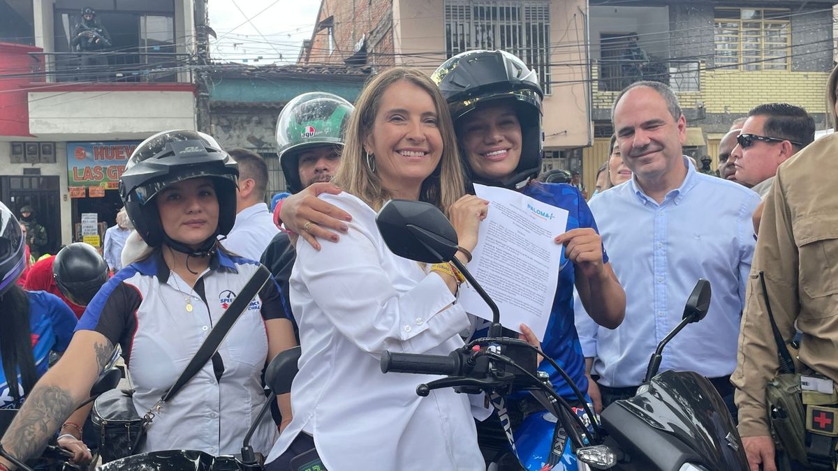 Paloma Valencia propone que el Estado pague el SOAT para motos de hasta 250 cc