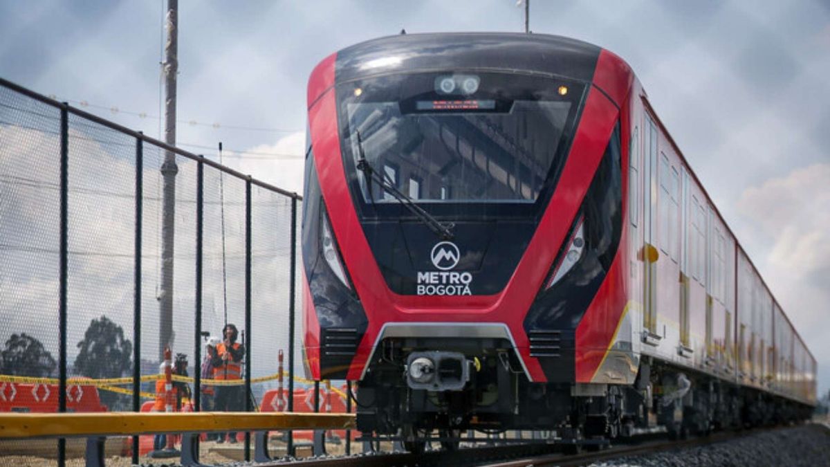 Obras del metro avanzan mientras se proyecta una extensión hasta la calle 100 con conexión a otros sistemas de transporte.