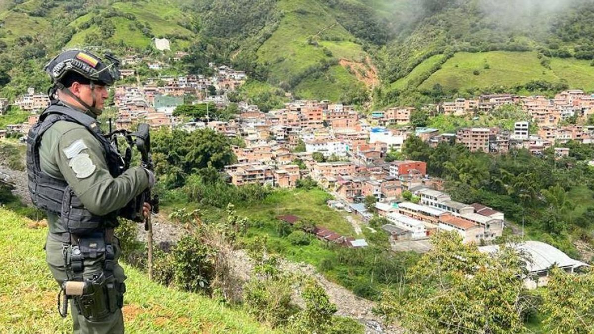 Más de 240 estudiantes siguen sin clases presenciales en Briceño por combates armados: deberán continuar en virtualidad