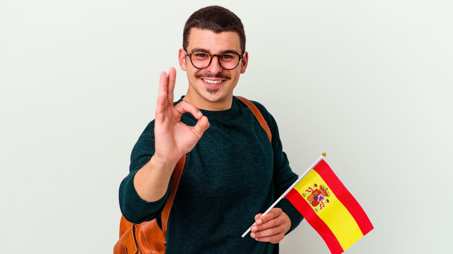 Los interesados deberán cumplir con requisitos como tener un pregrado.