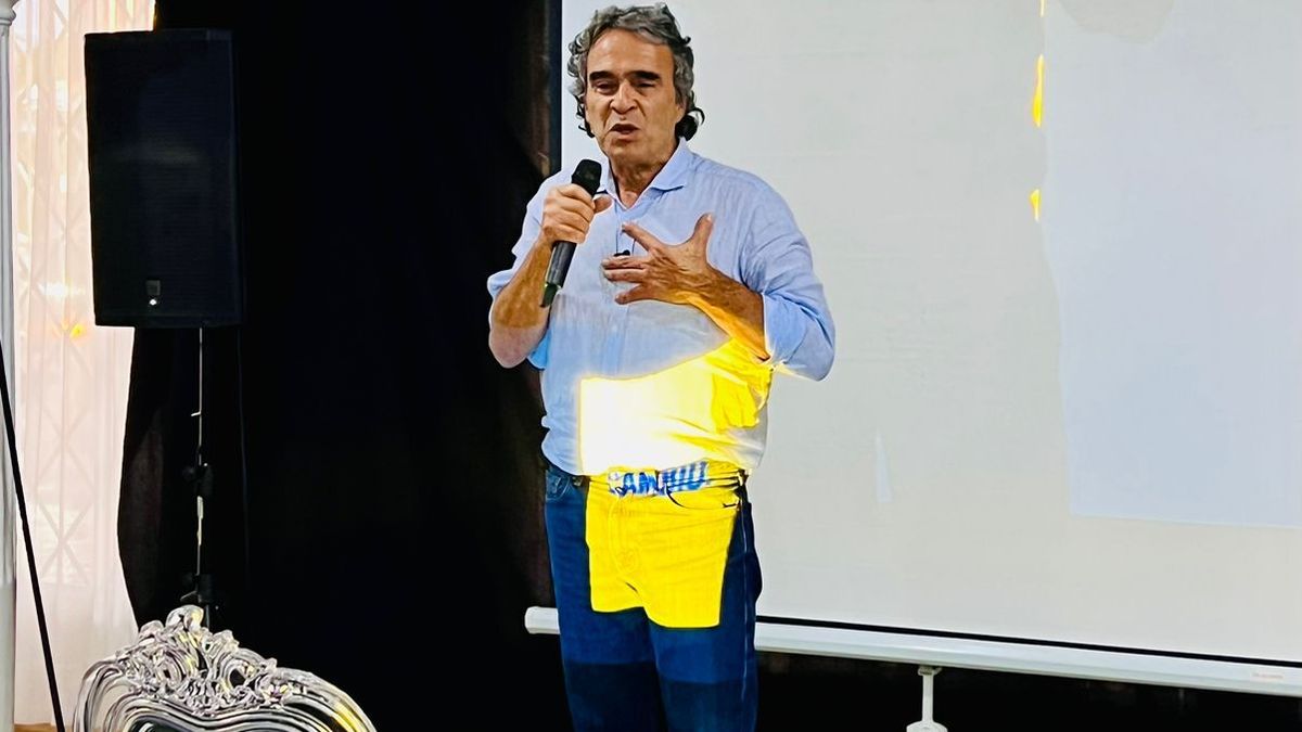 Sergio Fajardo lanzó dura crítica a la Paz Total desde Antioquia y anunció plan de choque para enfrentar crisis en salud y seguridad