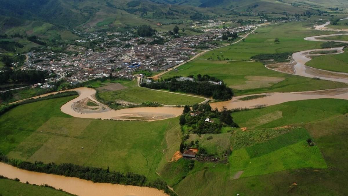 Combates entre Ejército y Clan del Golfo en Urrao dejan dos soldados muertos, un militar herido y cuatro presuntos integrantes abatidos