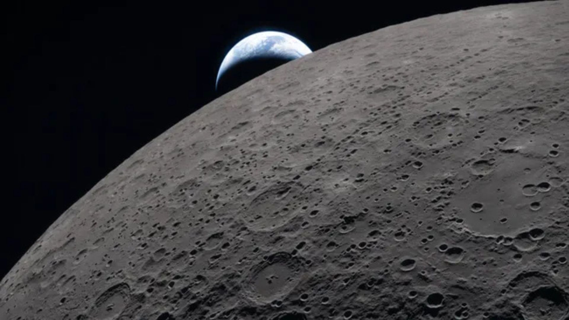 Las cámaras no captan parte de lo que hay en la superficie lunar.