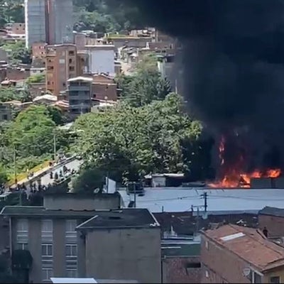 Incendio estructural en el centro de Medellín