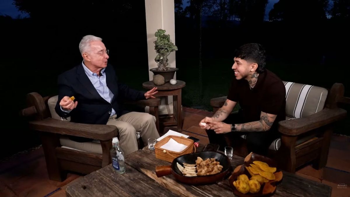 Álvaro Uribe y Westcol hablaron de varios temas en la entrevista transmitida por Kick.