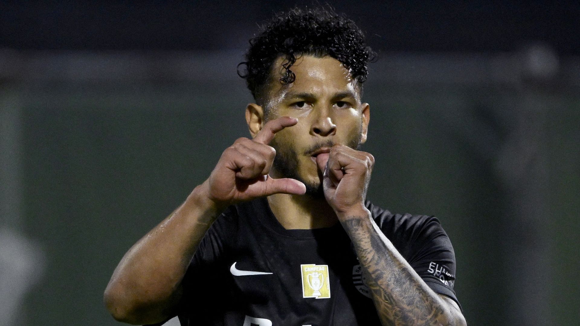 El delantero ganará su primera bota de oro de Portugal.