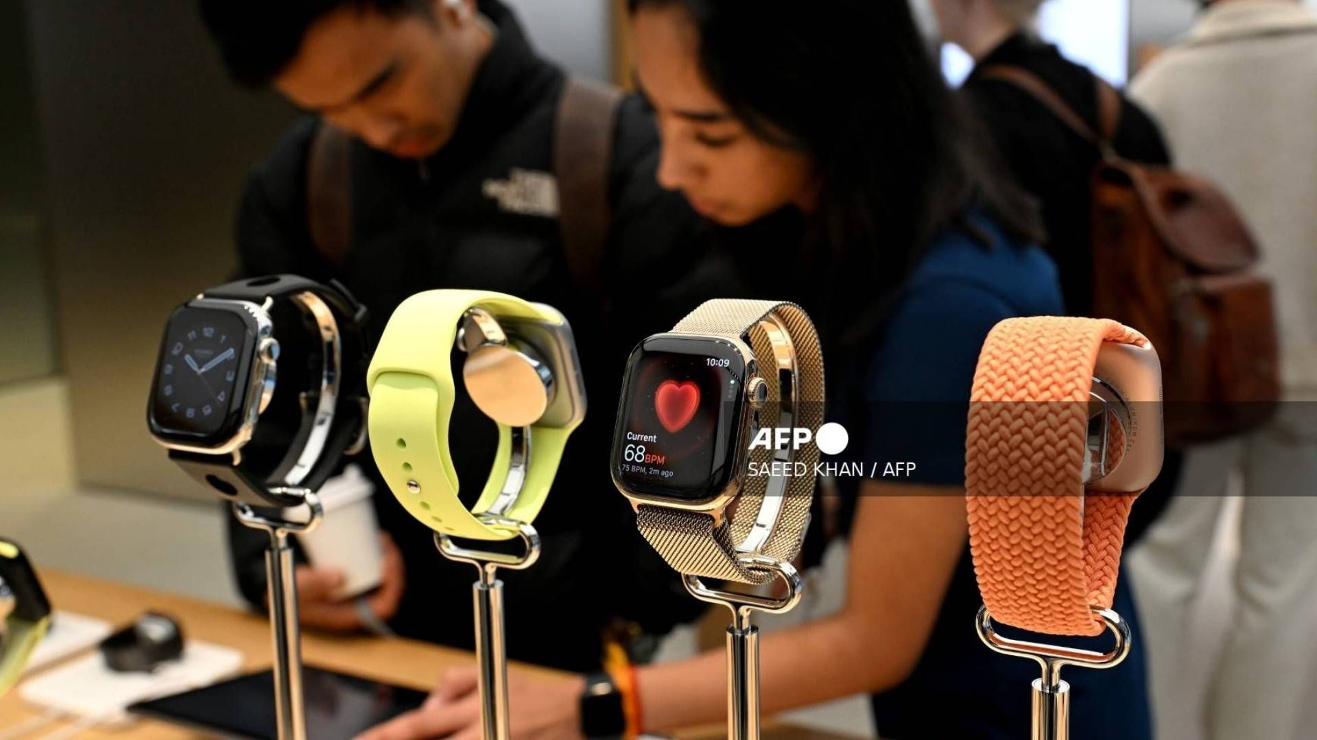 Apple mantendría el sistema actual de desbloqueo del Apple Watch vinculado al iPhone.