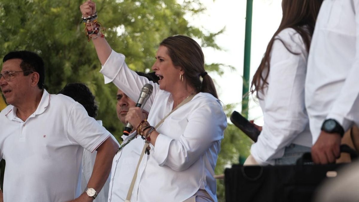 Paloma Valencia en Santander