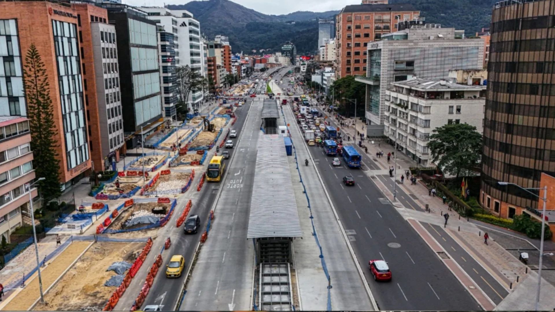 Entre los tramos que tomarán más tiempo están los grupos 1 y 8. En estos puntos aún continúan labores estructurales y obras complementarias que hacen parte del corredor de TransMilenio.