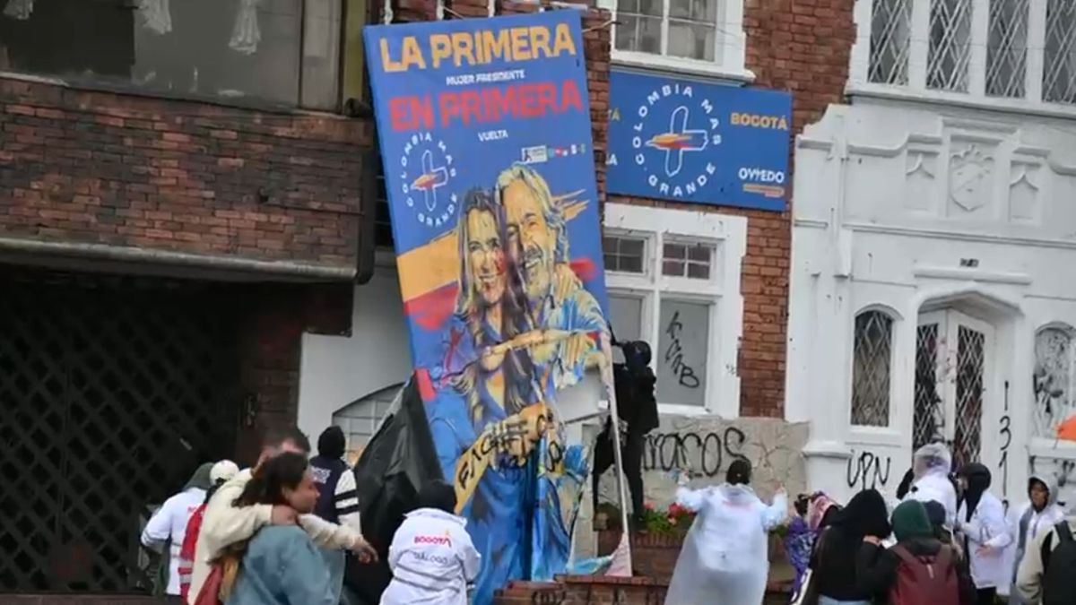 Vandalizan sede de Paloma Valencia en el norte de Bogotá