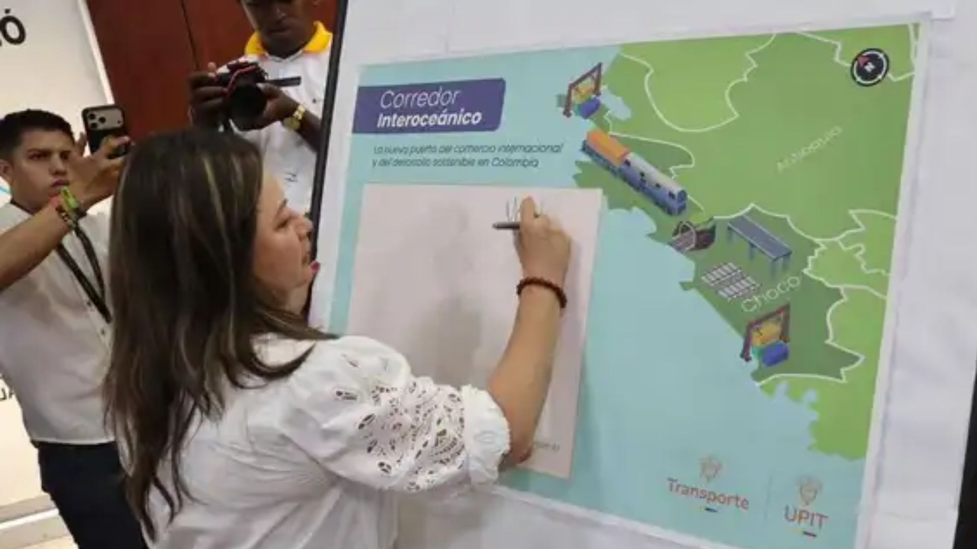 Tren interoceánico en Colombia