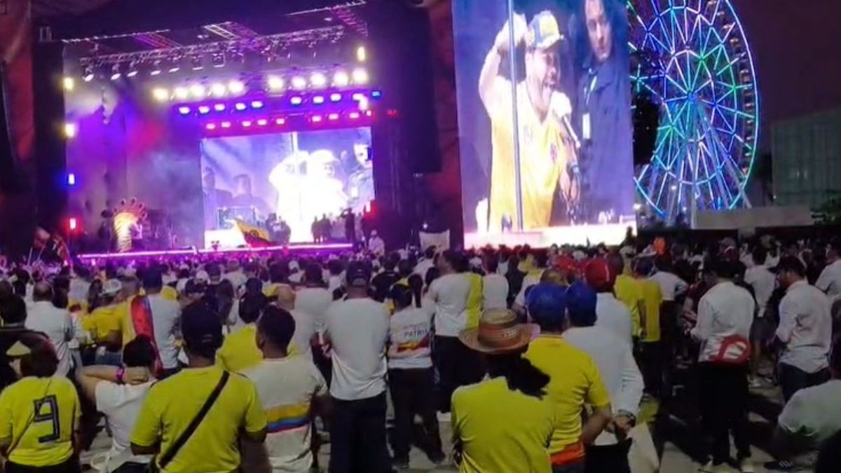 "He venido a defender a Colombia por la razón o por la fuerza": De La Espriella en Barranquilla