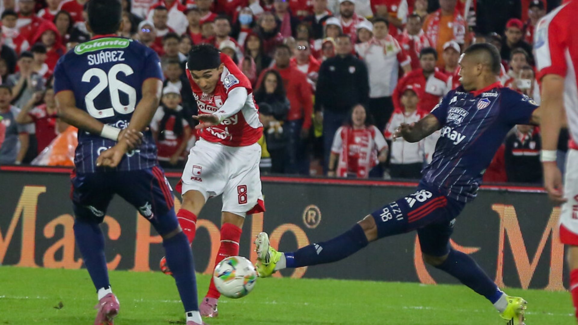 Santa fe y Junior jugaron en Barranquilla para clasificar a la final.