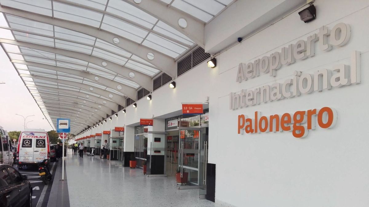SuperTransporte sancionó a Aeropuertos de Oriente por restricciones a taxistas en Palonegro