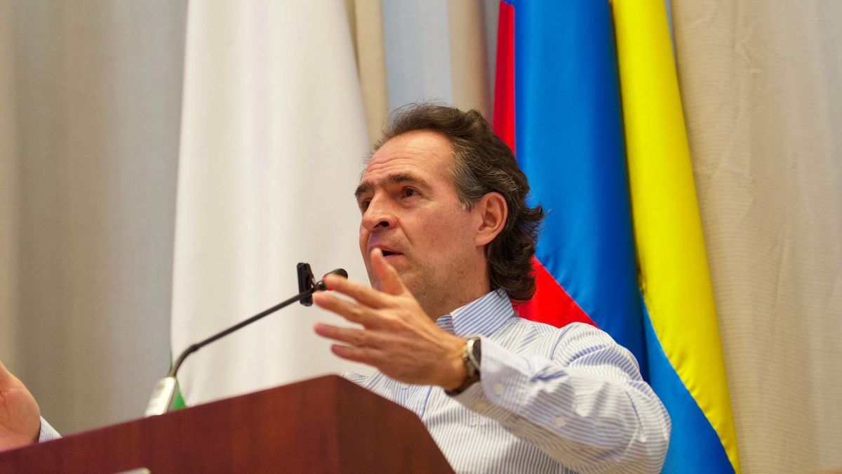 El alcalde de Medellín, Federico Gutiérrez, clausuró las sesiones extraordinarias del Concejo Distrital.