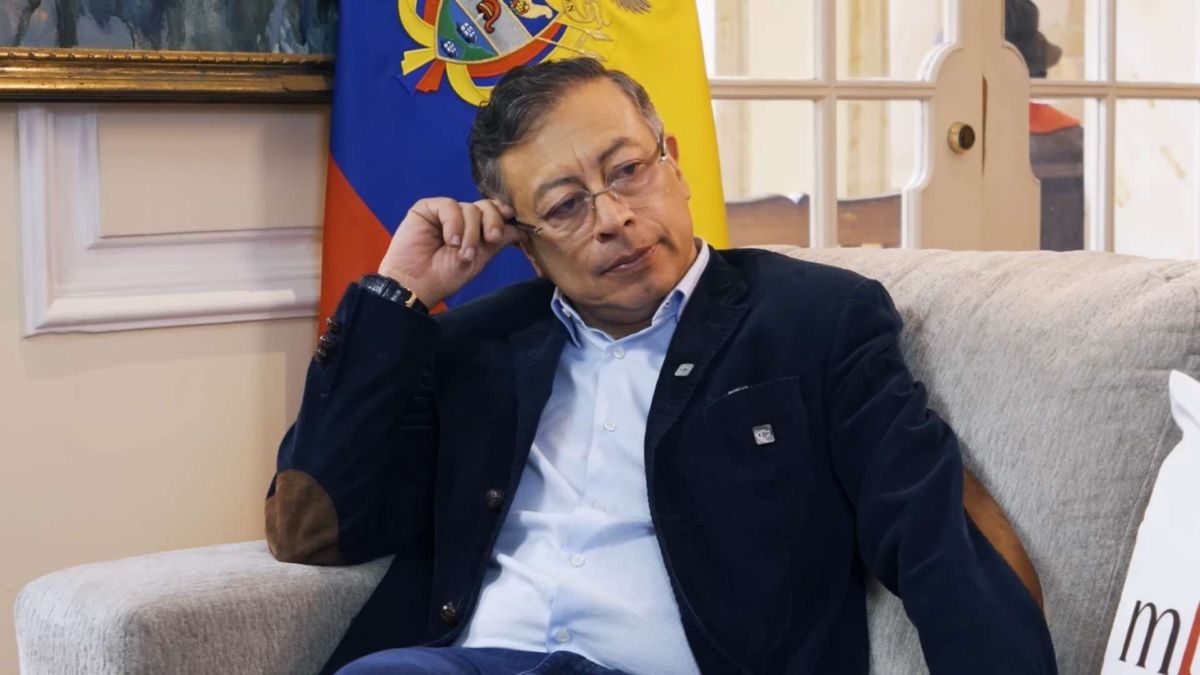 Gustavo Petro habló sobre su familia, ministros, Uribe, Karol G y el impacto del poder en su vida personal y política.