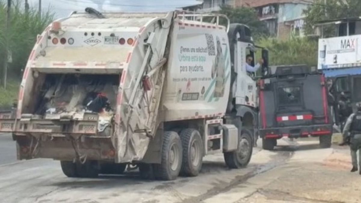 Con tanquetas deben movilizarse vehículos recolectores de basura para ir al relleno sanitario