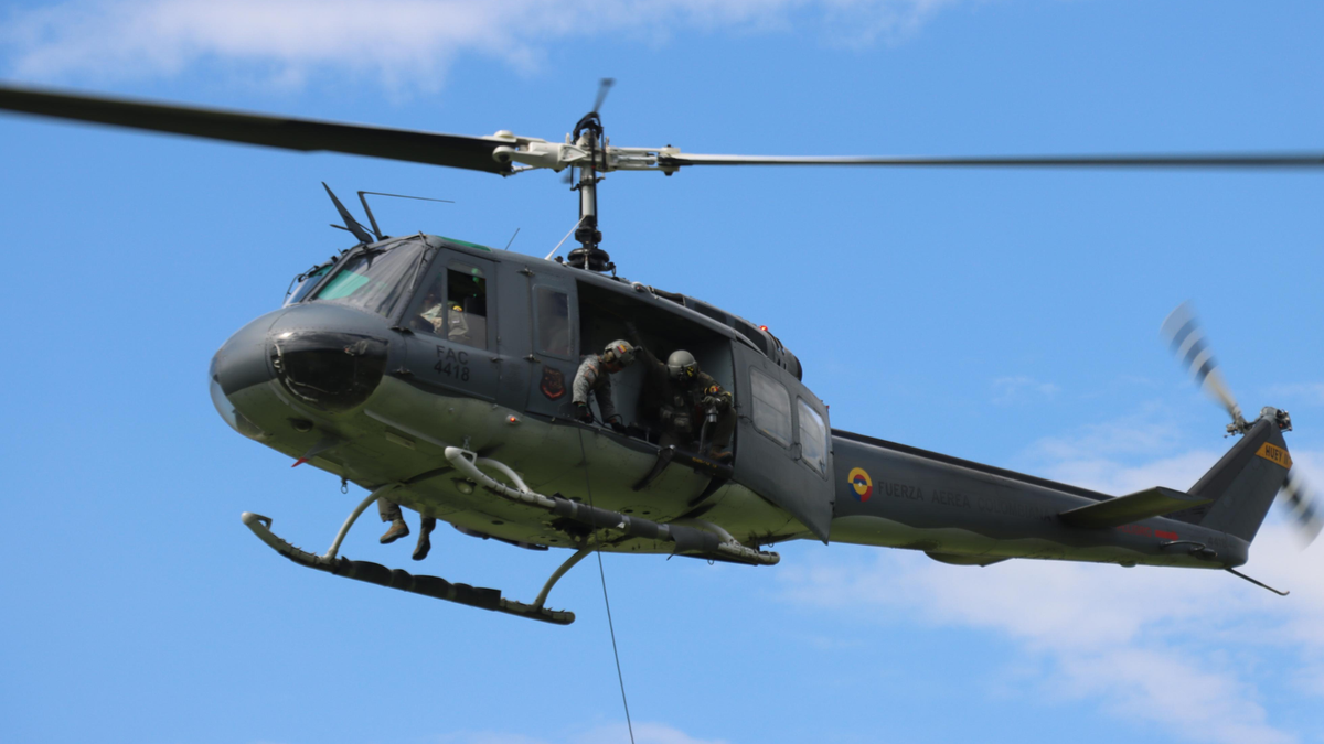 Helicóptero de la Fuerza Aeroespacial Colombiana.