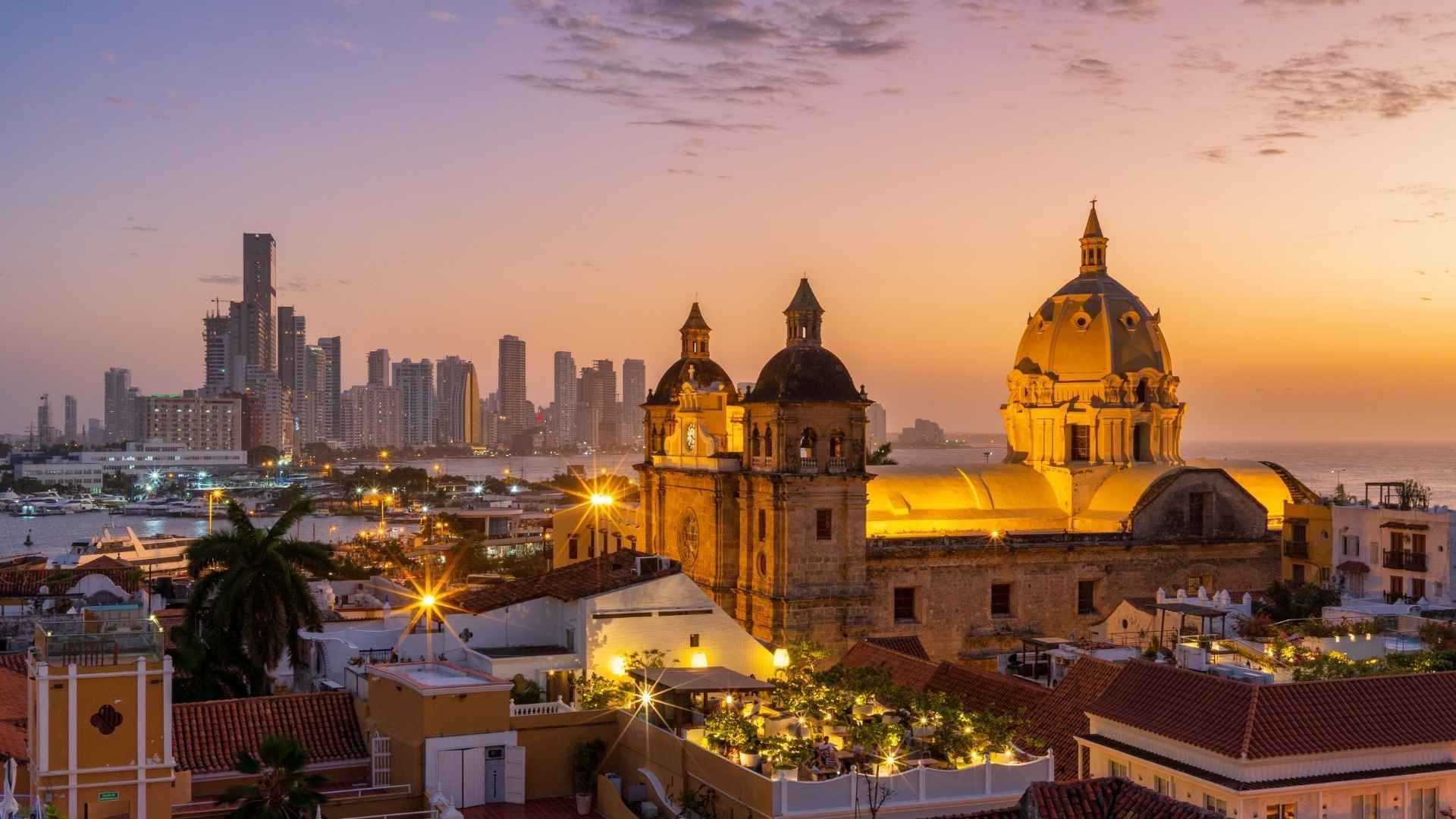 Cartagena se destaca entre las ciudades para vivir pensionado por su conectividad, zonas residenciales y cercanía al mar.