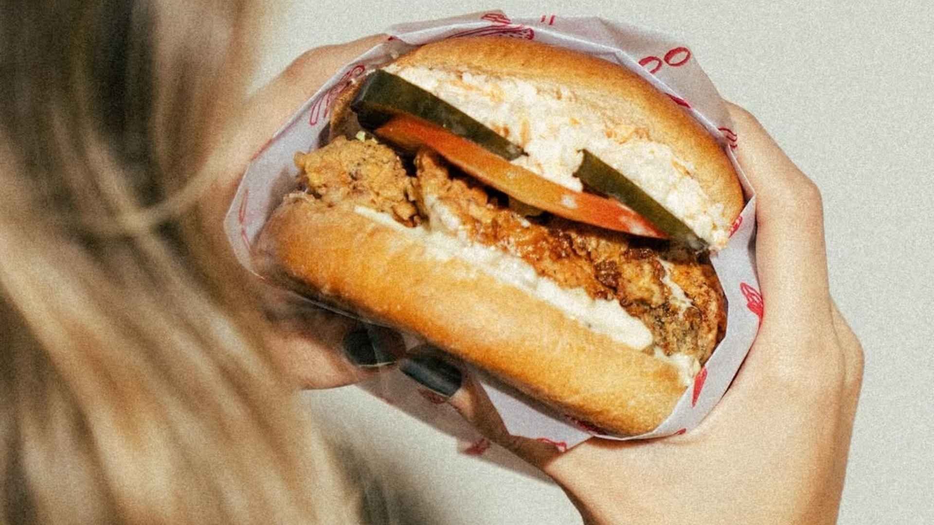 El establecimiento se hizo conocido por sus preparaciones con roast beef y productos horneados.