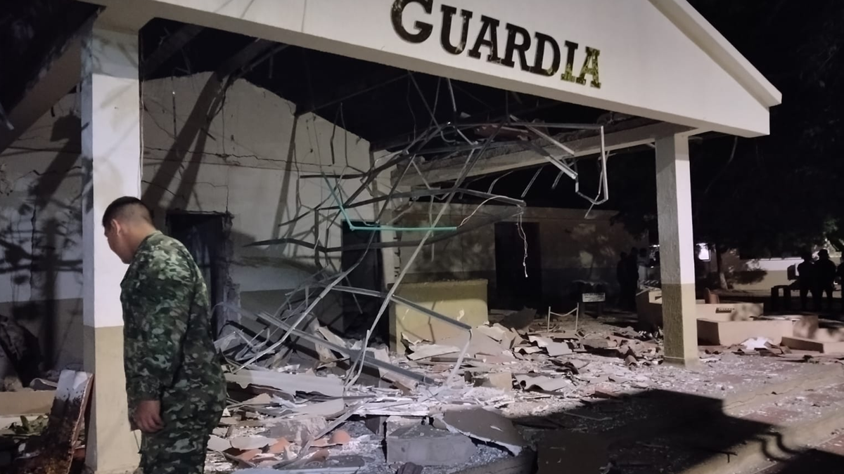 Atentado terrorista en el Batallón de Riohacha.
