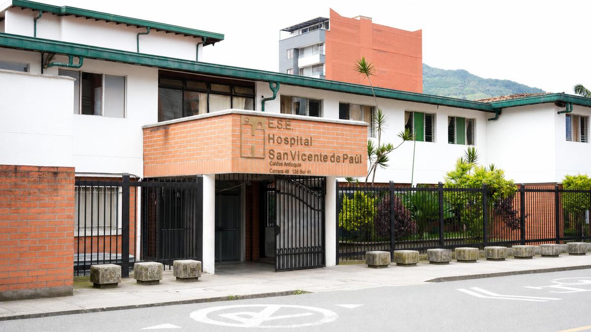 Fachada del Hospital San Vicente de Paul de Caldas, Antioquia