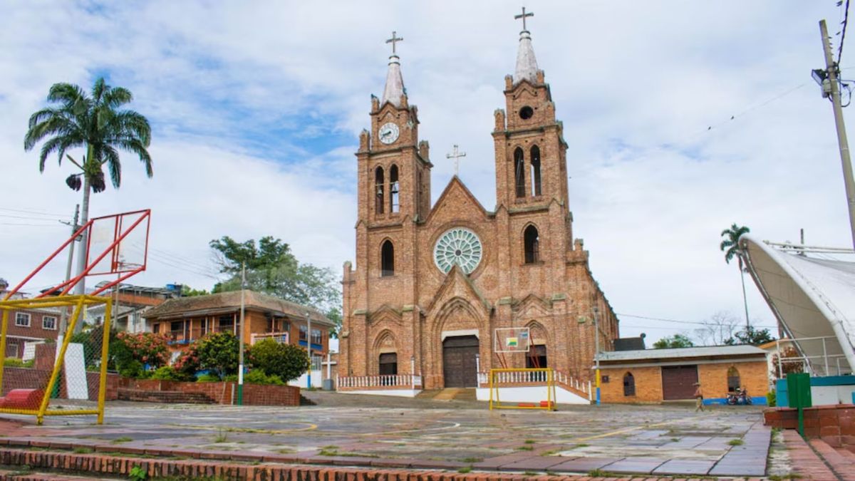 Aunque la idea es idealista, es una celebración que lleva más de cinco décadas formando parte de la historia de este pueblo.