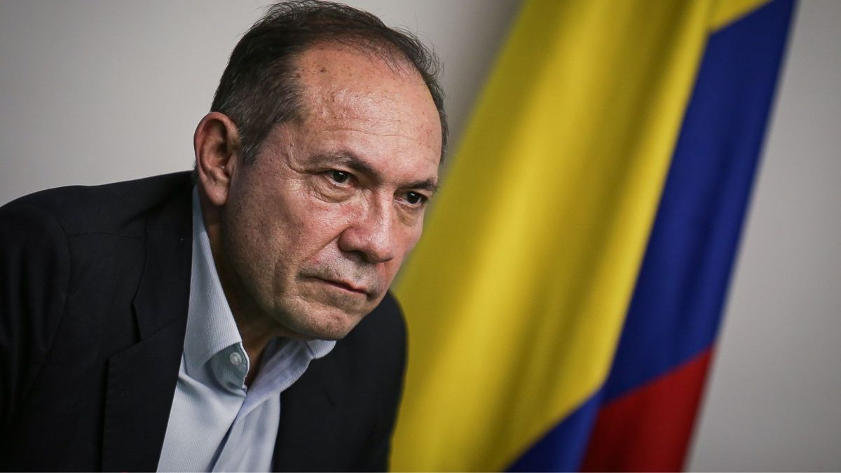 El ministro de Trabajo, Antonio Sanguino, tendrá que responder en la Procuraduría por presunta participación en política a favor del candidato Iván Cepeda en Valledupar.