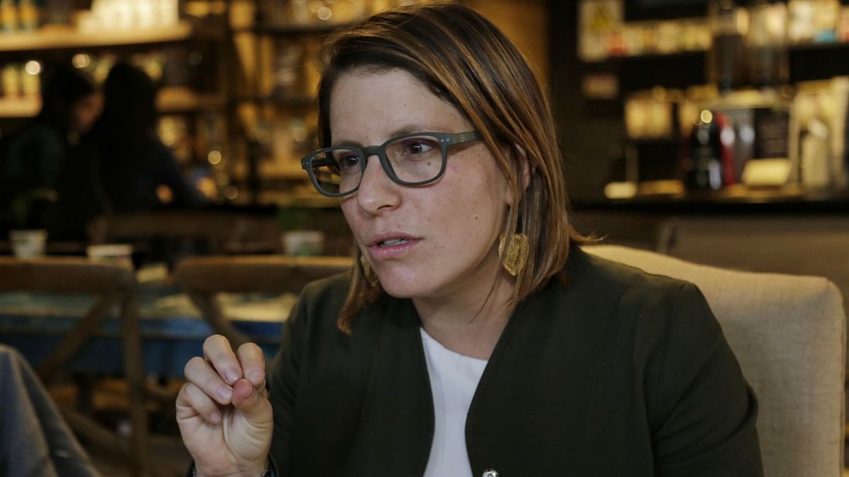 Juanita Goebertus