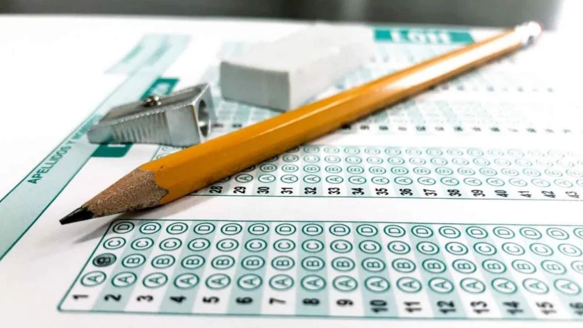 Estudiantes de varias regiones denuncian que recibieron puntajes y patrones de respuesta idénticos en las pruebas Saber 11.