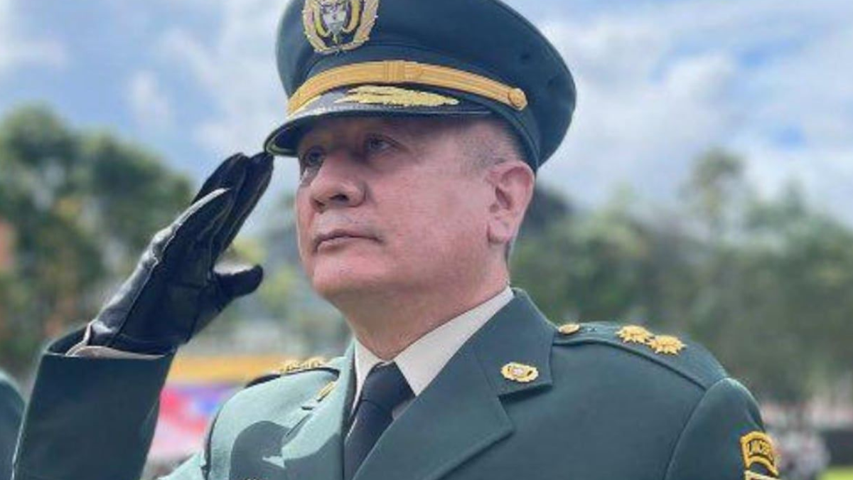 General Olveiro Pérez Mahecha.