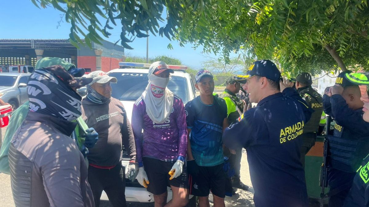 Pescadores rescatados en el Magdalena