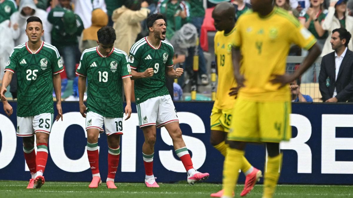Raúl Jiménez anotó el segundo gol