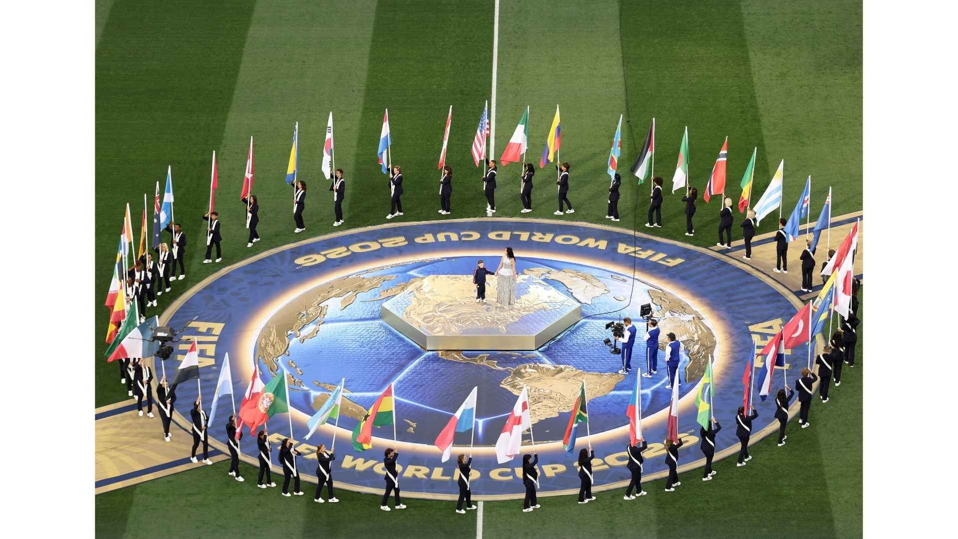 La inauguración del Mundial 2026 combinó actuaciones musicales, desfile de banderas y la presencia de figuras del entretenimiento.