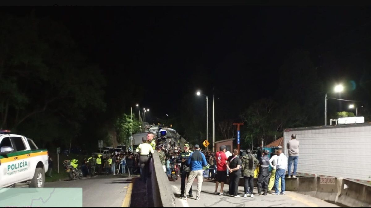 Bloqueos en Cáqueza, Cundinamarca.