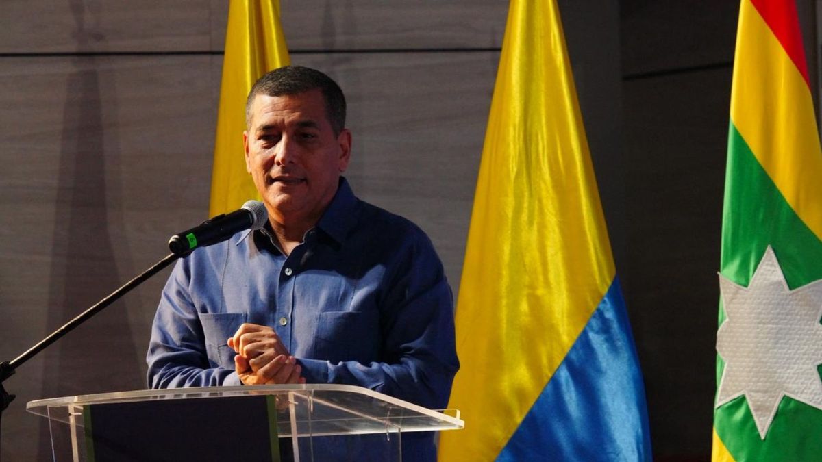 Dumek Turbay Paz