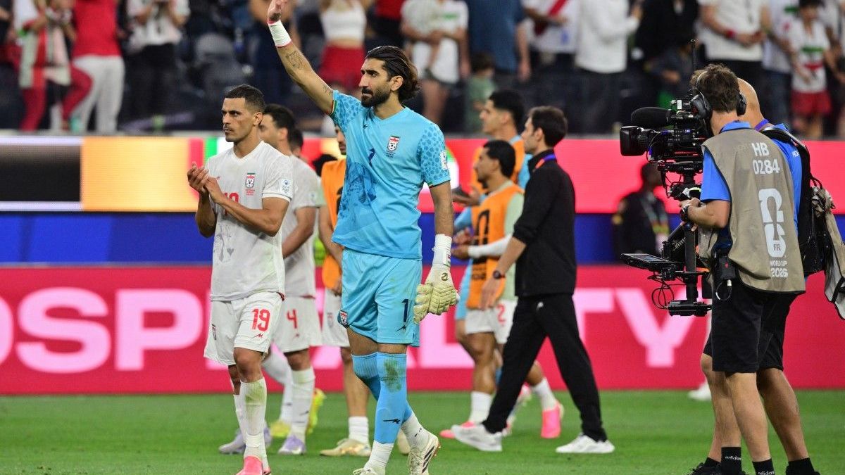 Alireza Beiranvand, portero de la selección de Irán