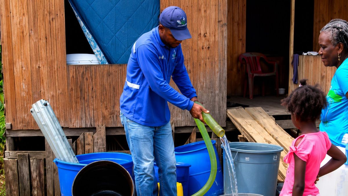 Familias y sectores comerciales continúan afectados por el desabastecimiento de agua