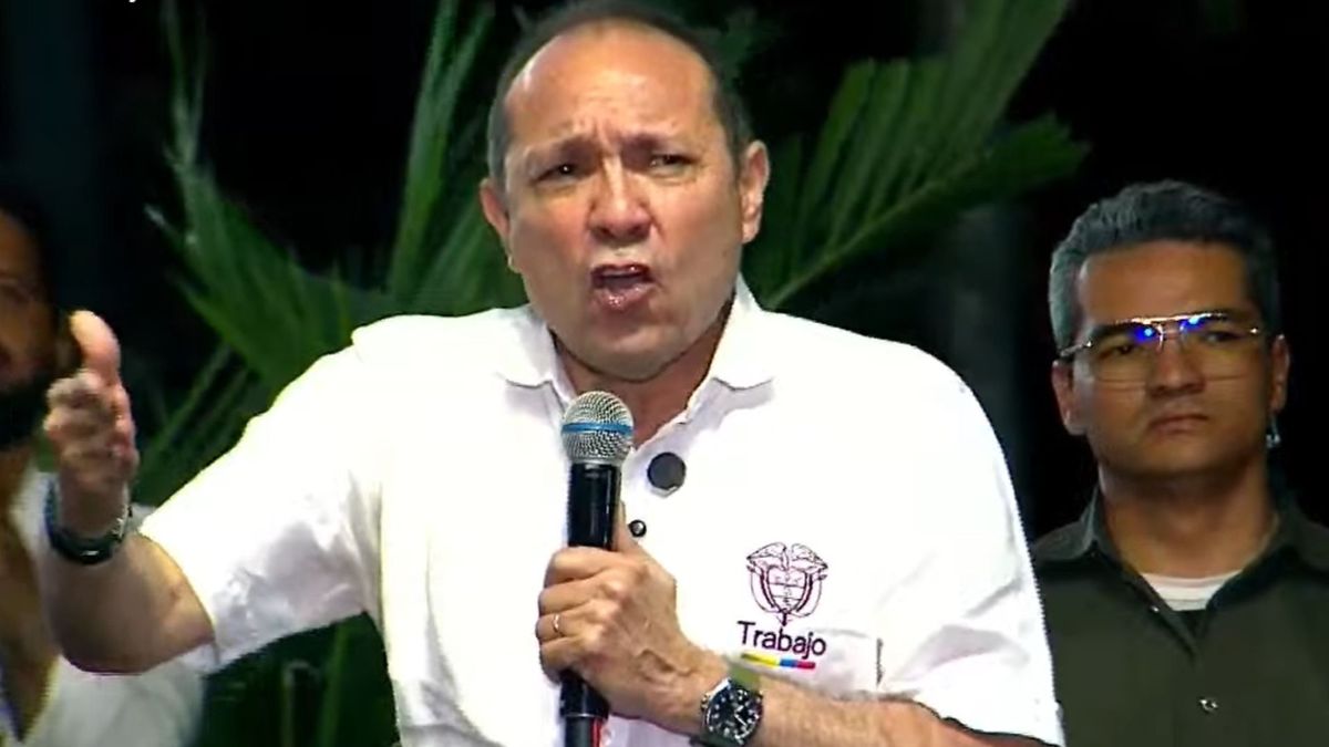 Ministro del Trabajo, Antonio Sanguino Páez