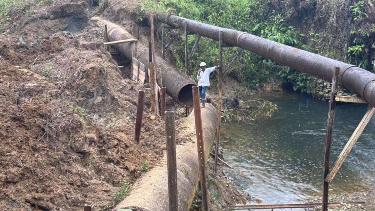 Con éxito concluyeron los trabajos en la tubería que resultó afectada tras una ruptura en Buenaventura.